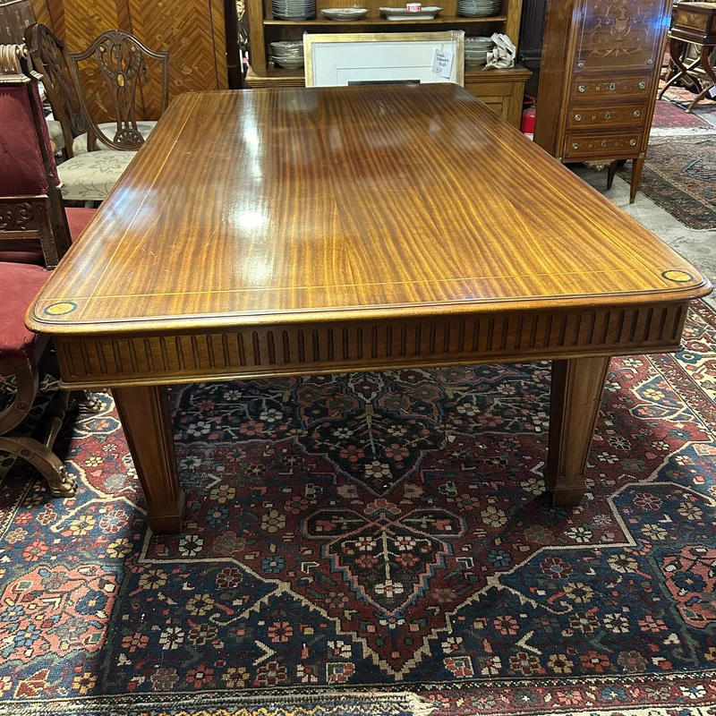 English style Hepplwhite furnished dining room and sideboard in satin blonde mahogany