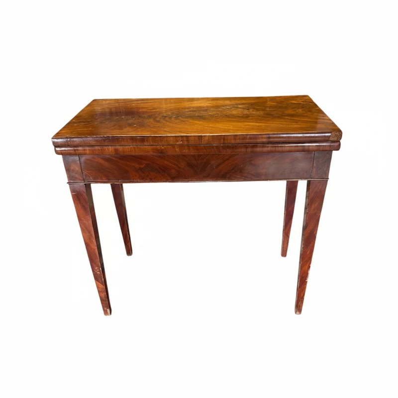Small game table