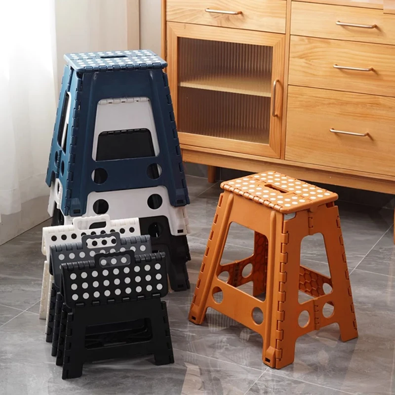 Modern Minimalist PP Foldable Trapezoid Chair Portable Chair For Living Room