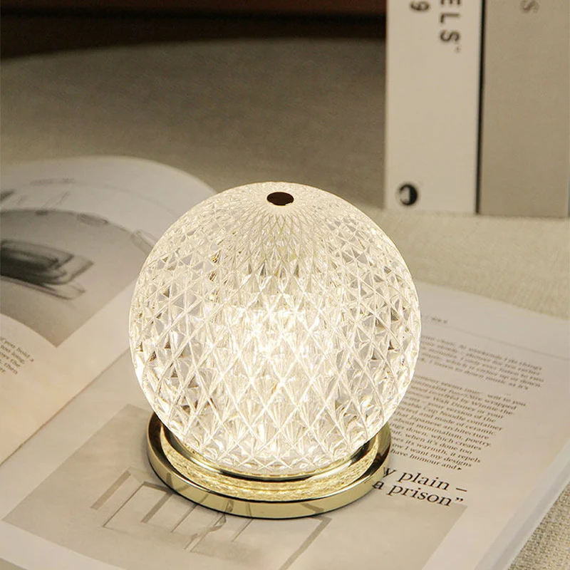Modern Luxury Round Acrylic Aluminum Alloy Spherical LED Table Lamp For Bedroom