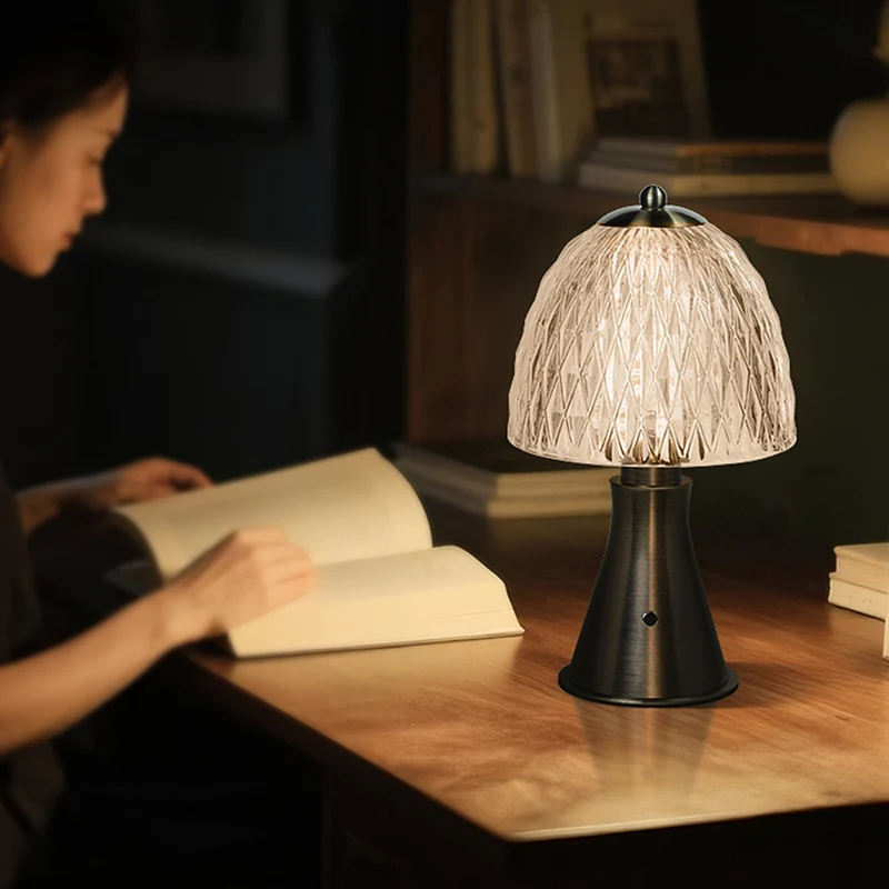 Modern Luxury Round Glass Aluminum Alloy LED Table Lamp For Bedroom