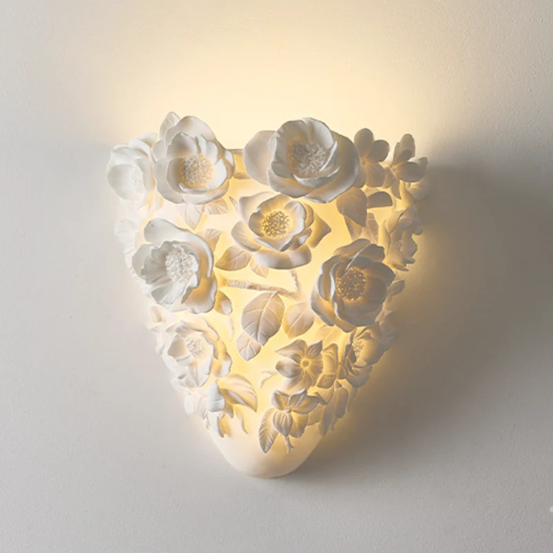Traditional French Floral Relief Resin Iron LED Wall Sconce Lamp For Living Room