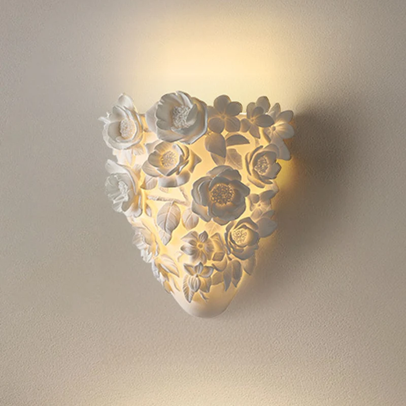 Traditional French Floral Relief Resin Iron LED Wall Sconce Lamp For Living Room