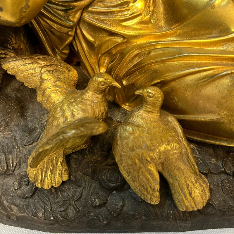 Ormolu bronze figure 'Venus with Doves' French School, late 19th century