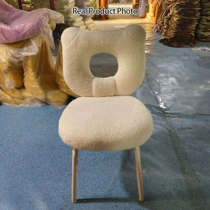 Modern Minimalist Round Bear Sherpa Fabric Carbon Steel Vanity Stool Backrest For Bedroom