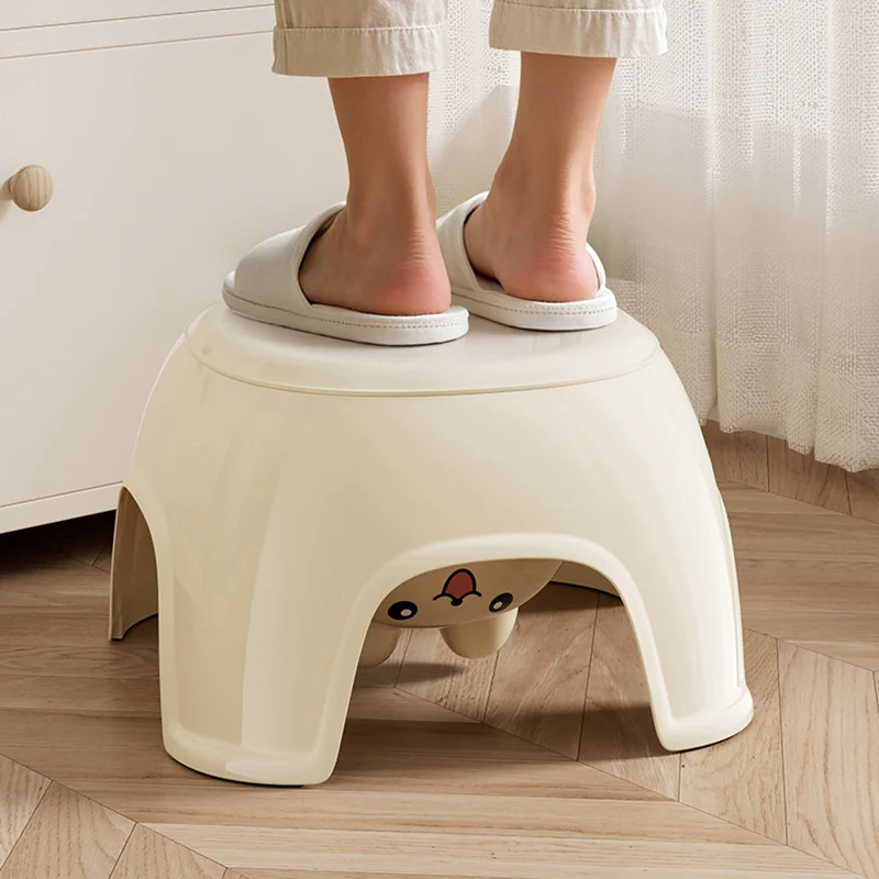 Contemporary Creative Oval PP Plastic Non-Slip Kids Storage Low Stool Backless Armless For Living Room & Entryway