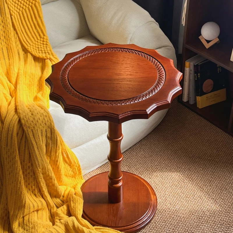 Traditional European Solid North American Red Oak Round Side Table With Wavy Carved Edge For Living Room