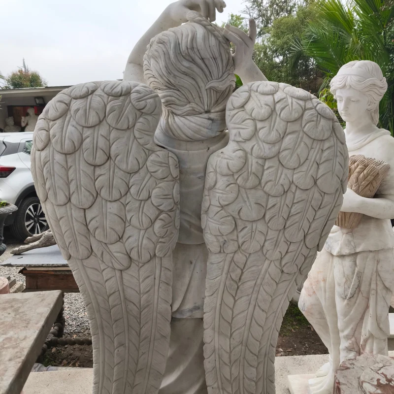 Angel of the Four Seasons - Autumn sculpture in marble stone