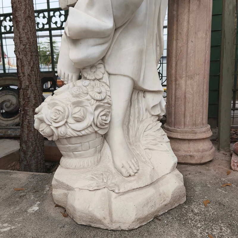 Angel of the Four Seasons sculpture - spring in marble stone