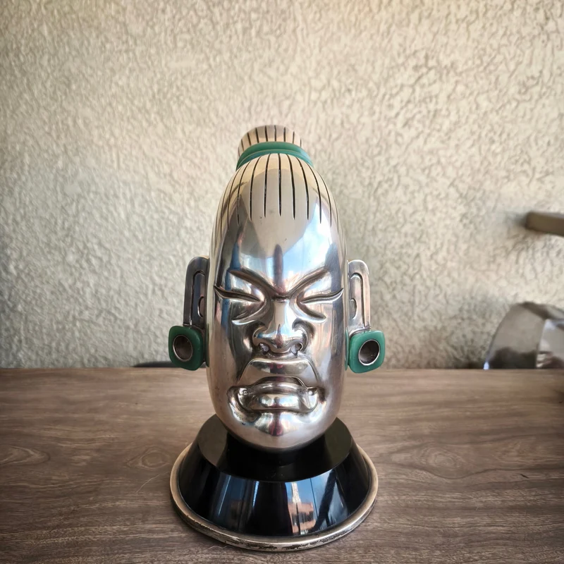 Decanter head made of aventurine stone and silver by Ezequiel Tapia