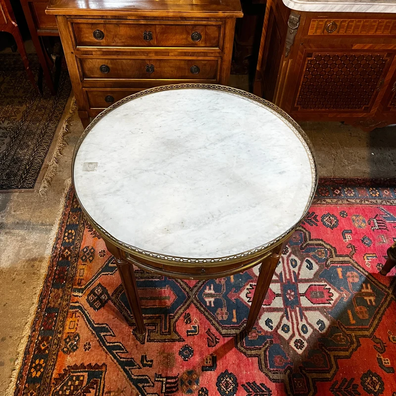 Louis XVI style mahogany and grey veined white marble bouillotte table
