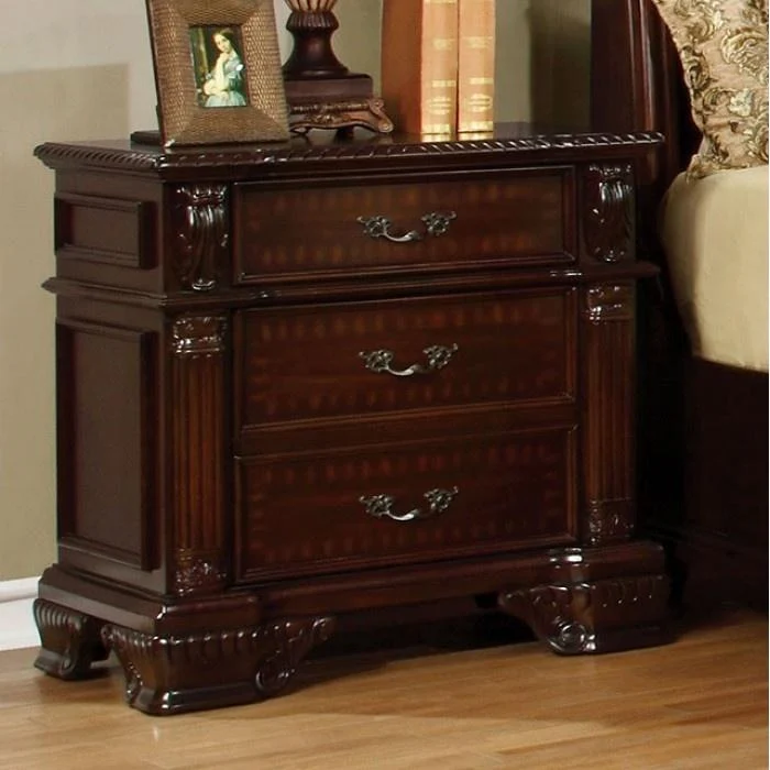 Furniture of America Edinburgh 3-Drawer Nightstand CM7671N