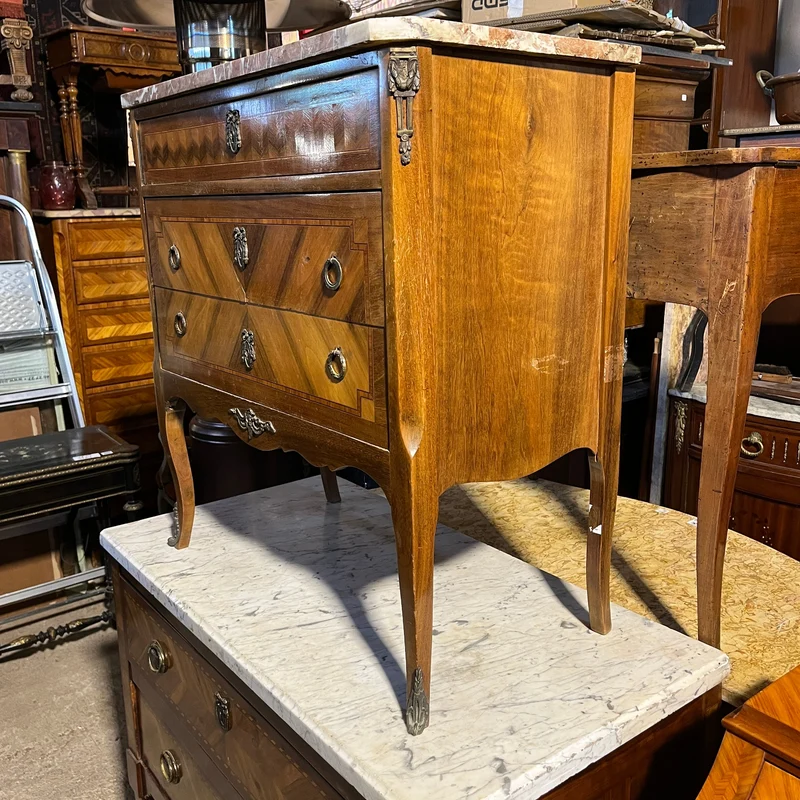 French chest of drawers in walnut and rosewood veneer, Transition style, red veined marble