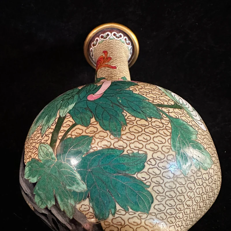 Chinese cloisonné vase in yellow enameled bronze with flowers