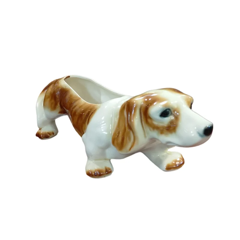 Vintage ceramic 'Basset Hound' planter by McCoy Pottery