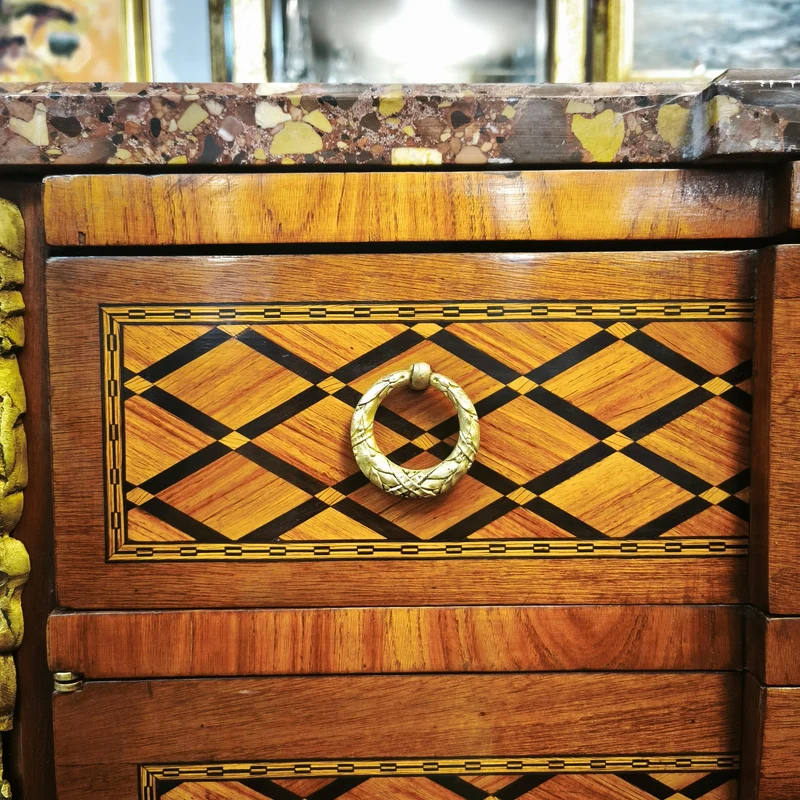 French Transition style chest of drawers with marquetry and bronze, 19th century