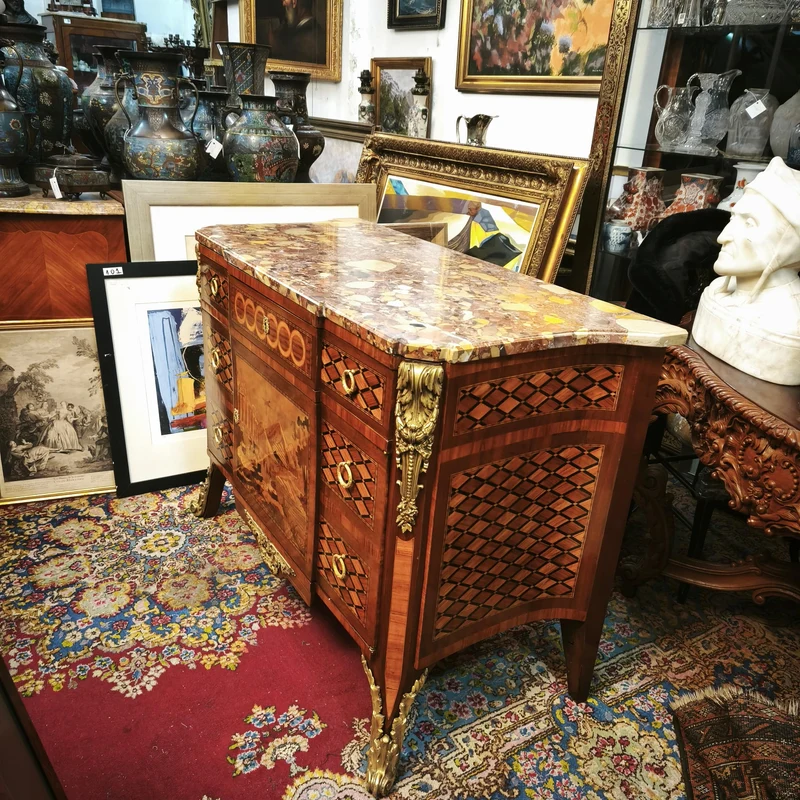 French Transition style chest of drawers with marquetry and bronze, 19th century