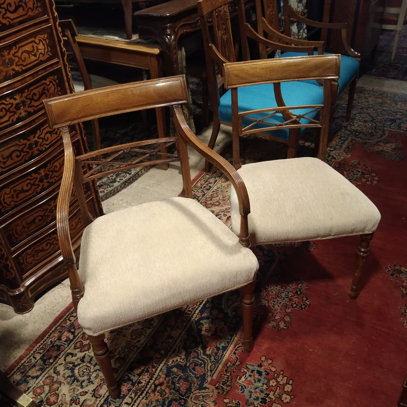 Set of English Edwardian style Maple & Co mahogany and elegant carving chairs and armchairs