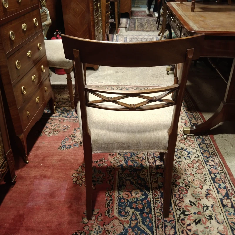 Set of English Edwardian style Maple & Co mahogany and elegant carving chairs and armchairs