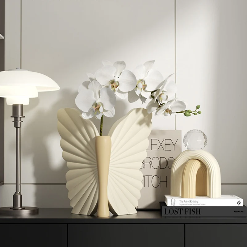 Modern Art Deco Resin Butterfly-shaped Table Decor For Living Room & Bedroom