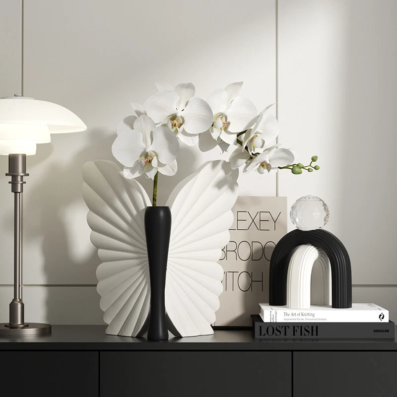 Modern Art Deco Resin Butterfly-shaped Table Decor For Living Room & Bedroom