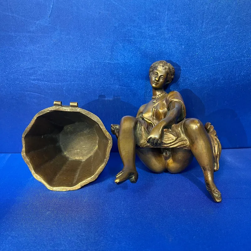 Bronze figure and box 'The Immodest Washerwoman' attributed to Charles Bory (1788-1856)