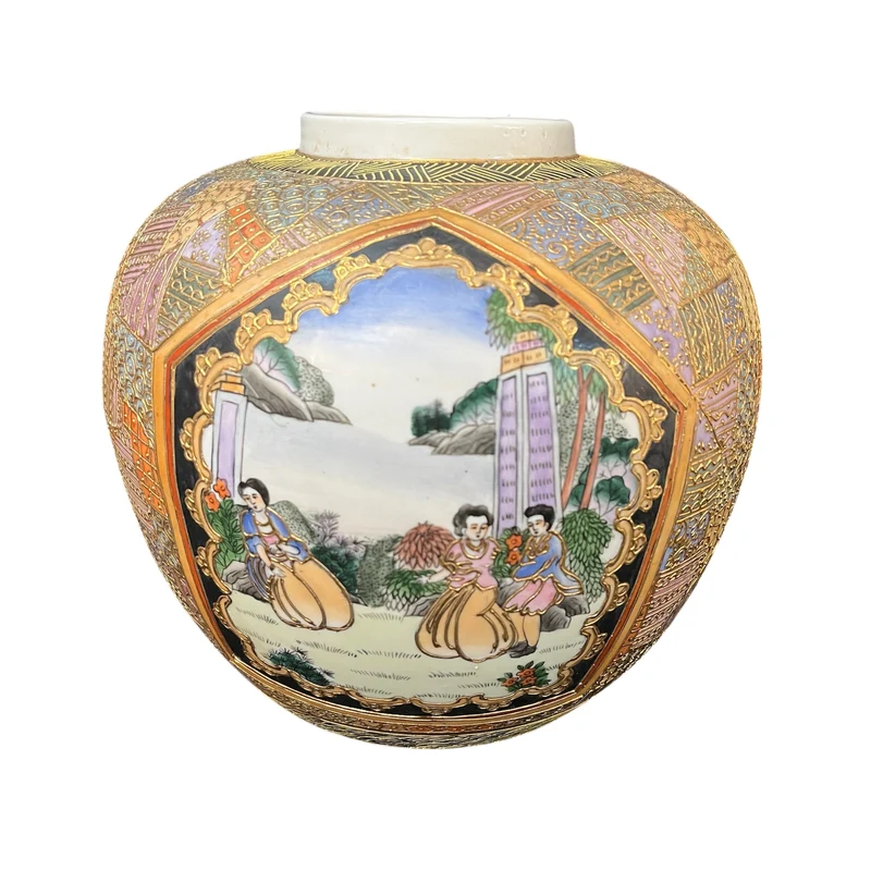 Chinese porcelain vase 'Characters with landscape'