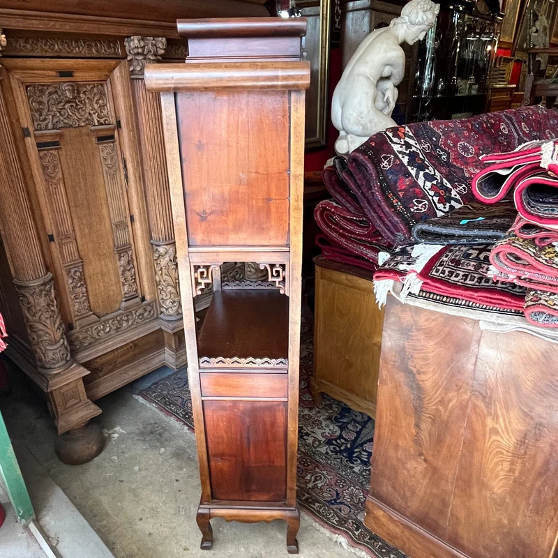 Orientalist-style musical cabinet in the style of Gabriel Viardot