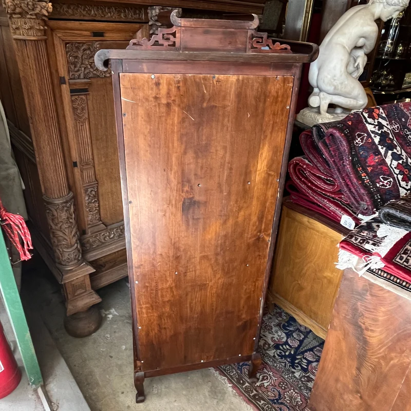 Orientalist-style musical cabinet in the style of Gabriel Viardot