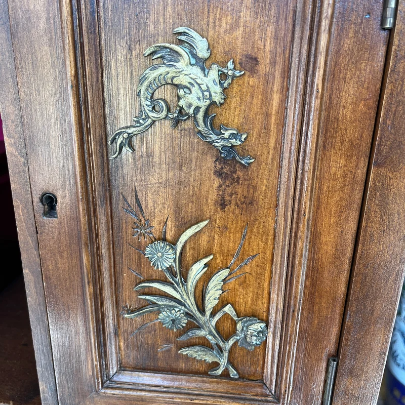 Orientalist-style musical cabinet in the style of Gabriel Viardot