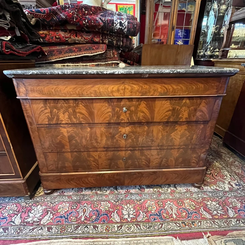 French mahogany and black marble chest of drawers