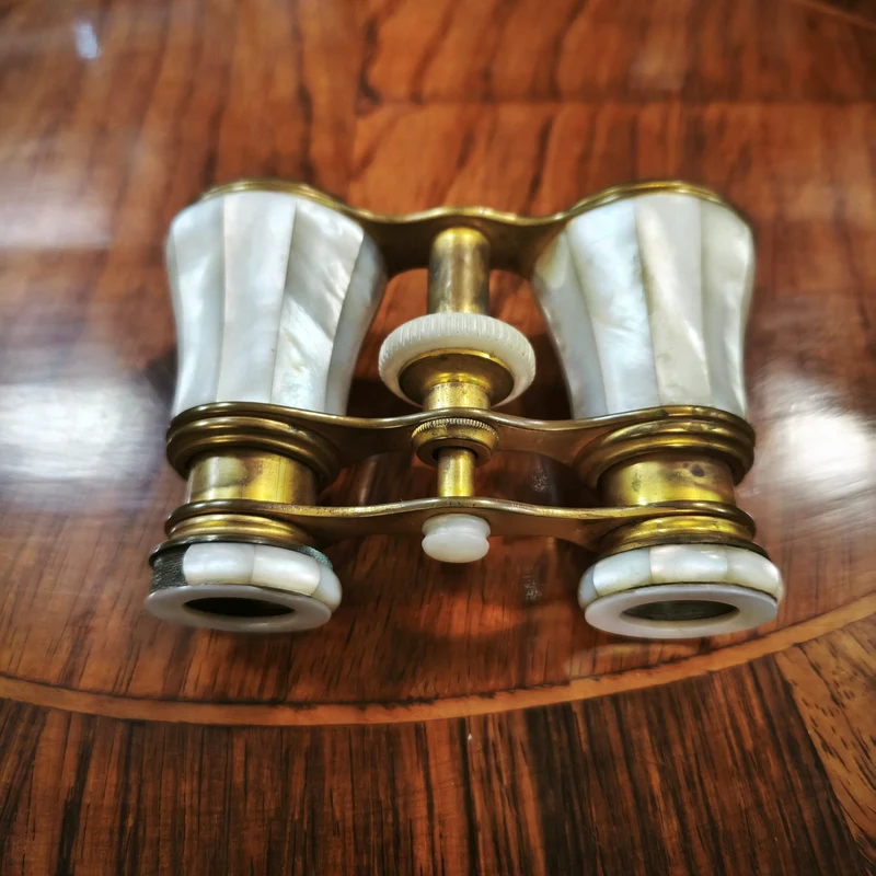 German Optiker Ruhnke binoculars in white mother-of-pearl and gold-plated metal