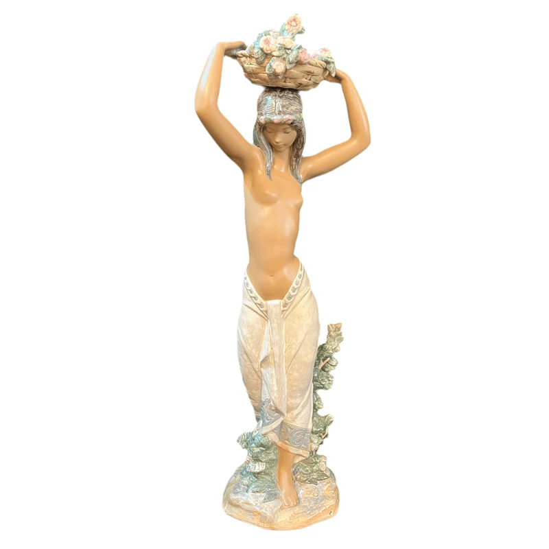 Lladró stoneware ceramic figurine 'Woman with basket on her head'