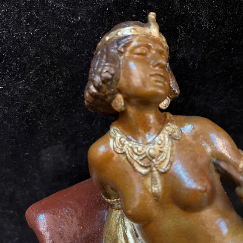 Bronze sculpture of Cleopatra by Franz Bergmann, signed (Nam Greb)