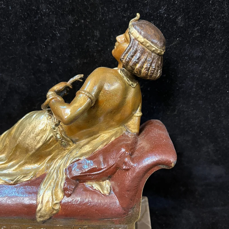Bronze sculpture of Cleopatra by Franz Bergmann, signed (Nam Greb)