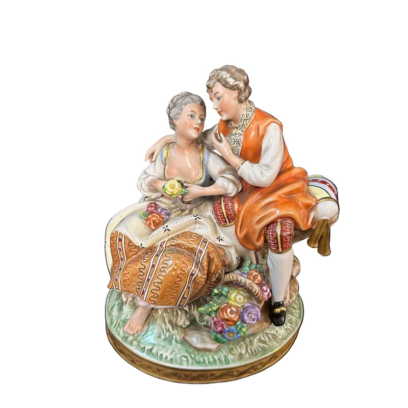 Hand-painted Bavarian porcelain figurine 'Lovers'