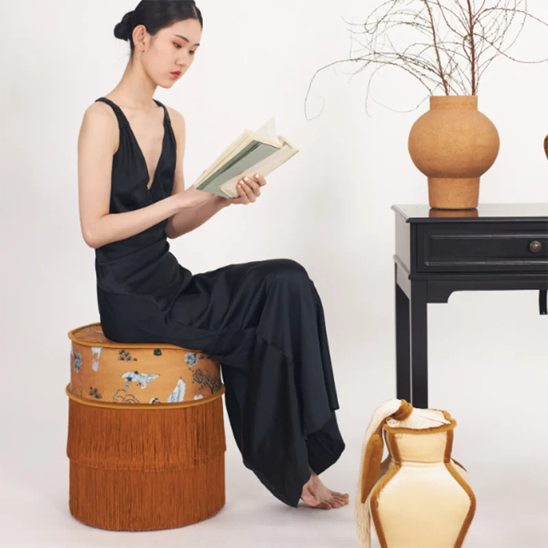 Traditional Chinese Chenille Pine Wood Cylindrical Removable & Washable Design Vanity Stool Backless Armless For Bedroom