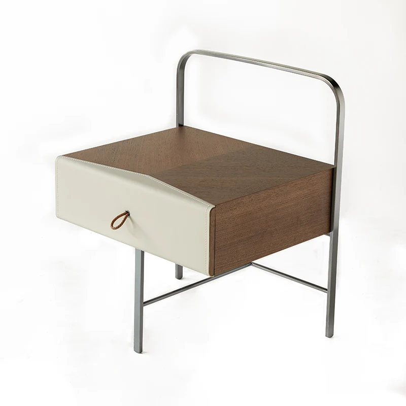 Contemporary Creative Saddle-Style Faux Leather Bedside Table - Square Metal Frame 1 Drawer Nightstand For Bedroom