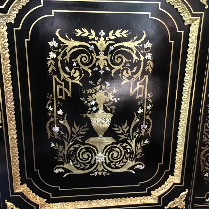 French Boulle pink marble and mother-of-pearl details