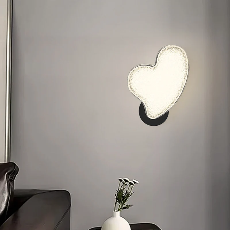Contemporary Nordic Hardware Acrylic Heart-Shaped LED Wall Sconce Lamp For Living Room & Bedroom