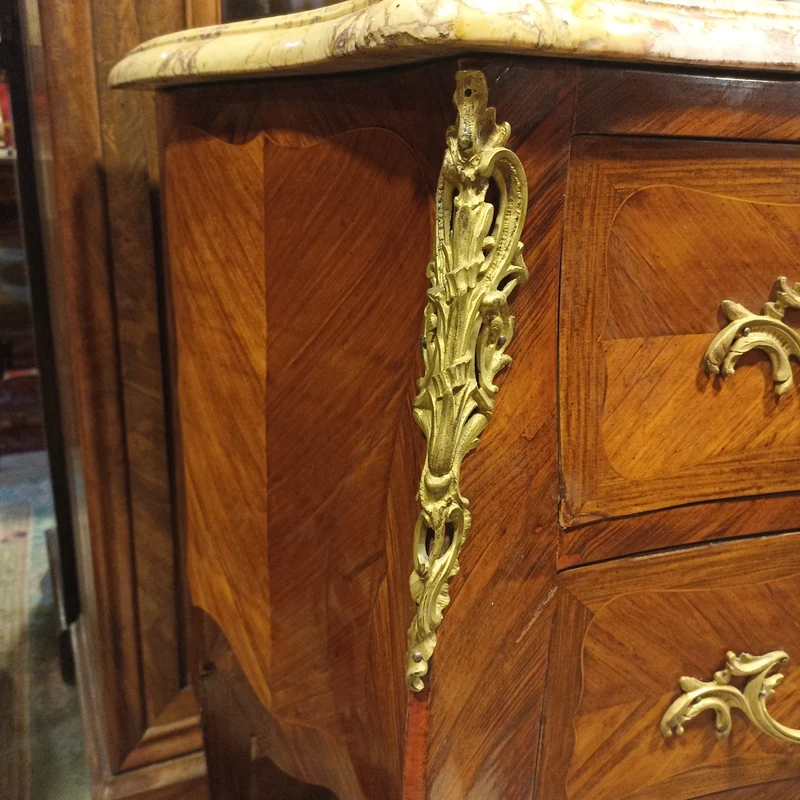 Large Louis XV chest of drawers with two drawers, applications and marble