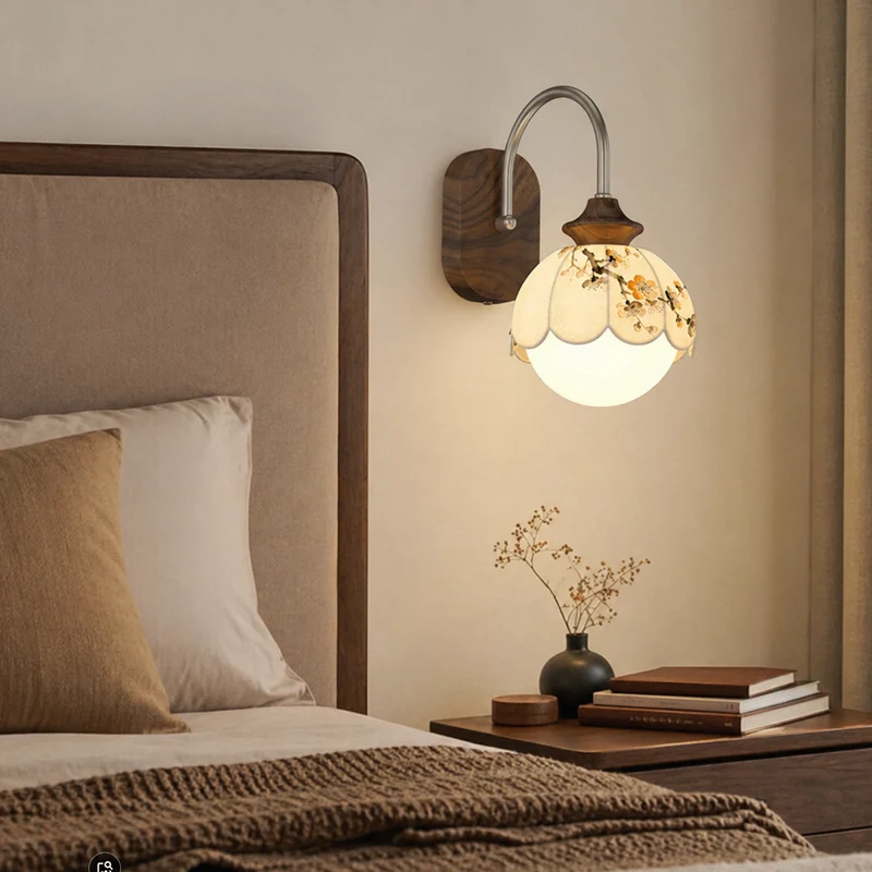 Traditional Chinese Floral Print Iron Fabric Round 1-Light Wall Sconce Lamp For Bedroom