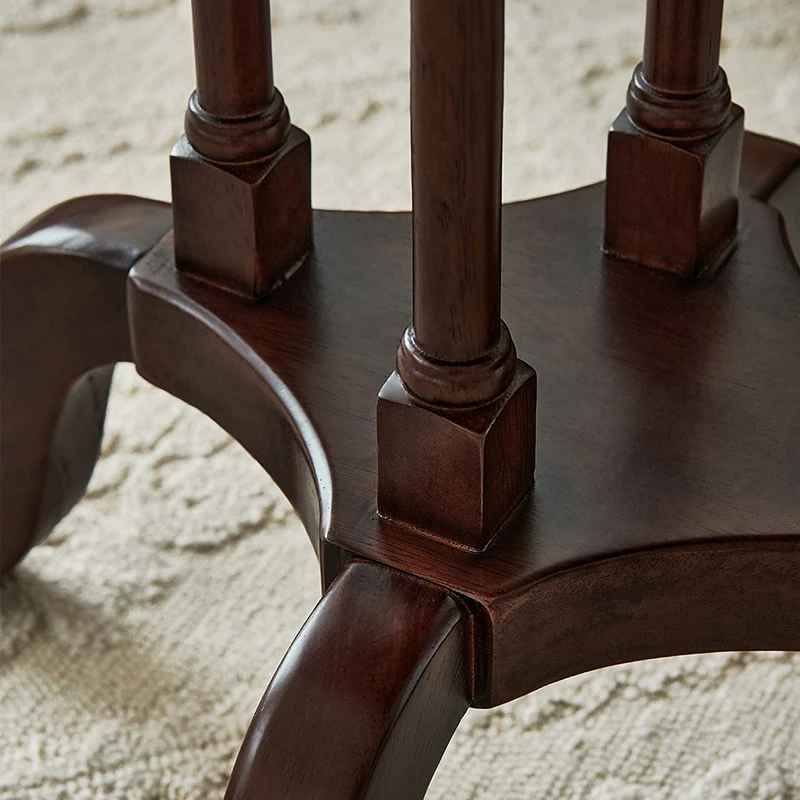 Traditional Chinese Rubberwood Scalloped Curved Side Table With 1 Tier For Living Room