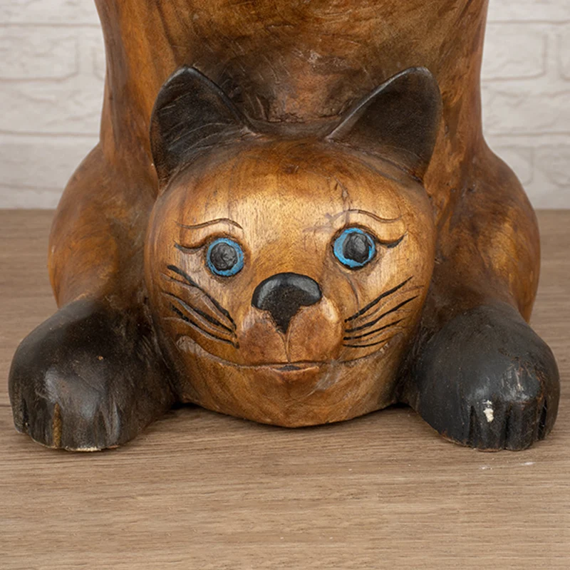Contemporary Creative Solid Wood Cat Design Side Table For Living Room - Hand-Carved Accent Table In Natural Wood