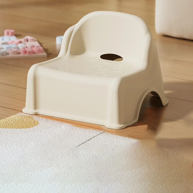 Modern Minimalist Kids Curved PP PVC Low Stool Backrest Armless For Living Room
