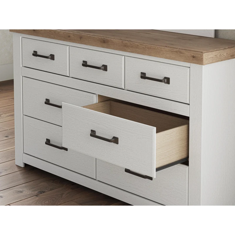 Benchcraft Savonport 7-Drawer Dresser with Mirror B4615-31/B4615-36