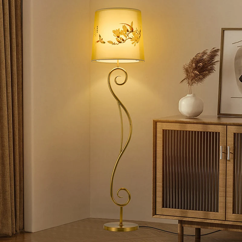 Traditional Chinese Iron Fabric Lantern 1-Light Standing Floor Lamp For Living Room