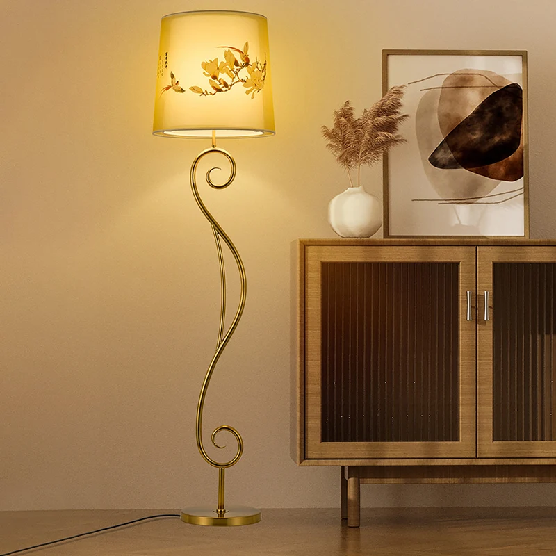 Traditional Chinese Iron Fabric Lantern 1-Light Standing Floor Lamp For Living Room