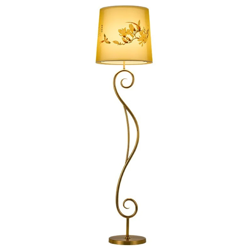 Traditional Chinese Iron Fabric Lantern 1-Light Standing Floor Lamp For Living Room