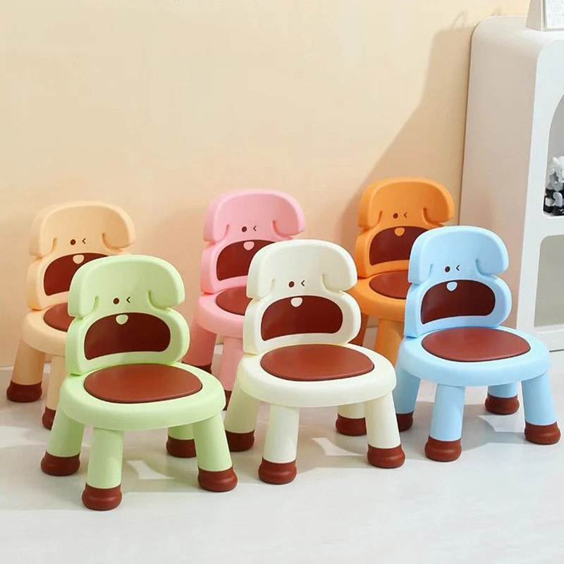 Modern Art Deco Cartoon Dog-Shaped PP Plastic Kids Low Stool Backrest Armless For Living Room